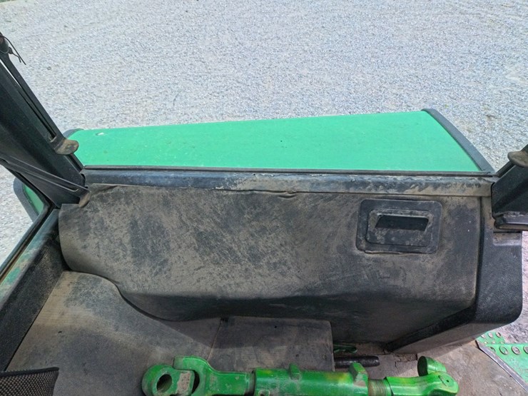 john-deere-4630-image-42
