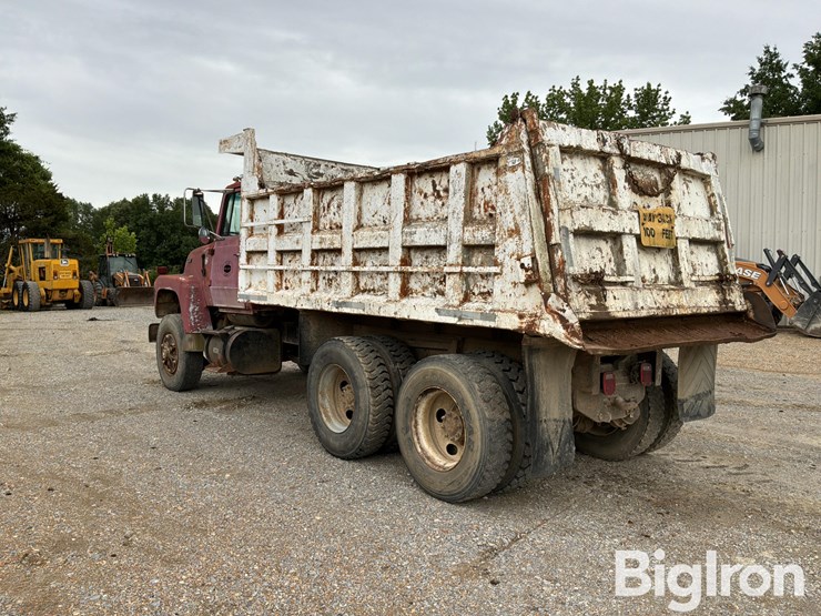 1987-ford-lt8000-image-7