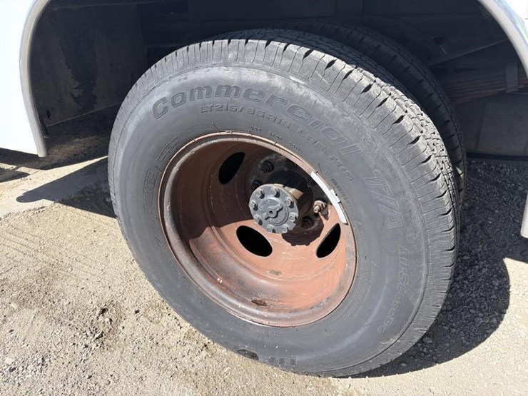 2001-ford-f350-image-6