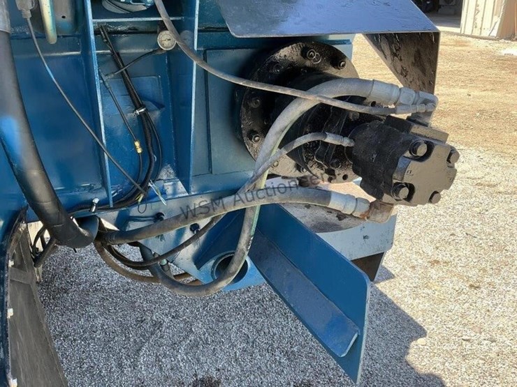 2020-versa-v-bottom-spreader-trailer-image-11