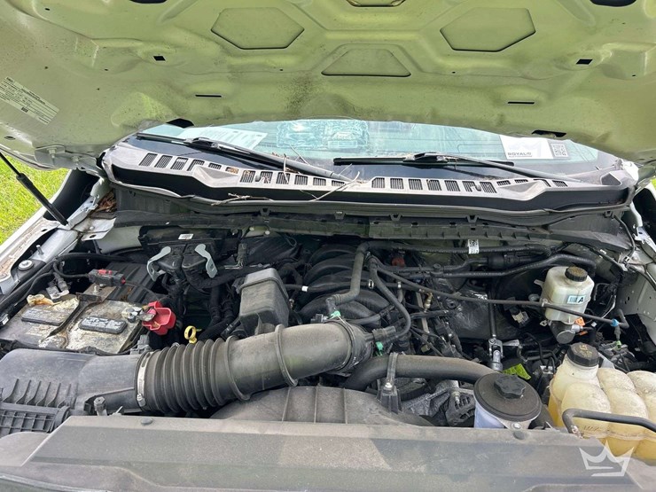 2023-ford-f250-image-8