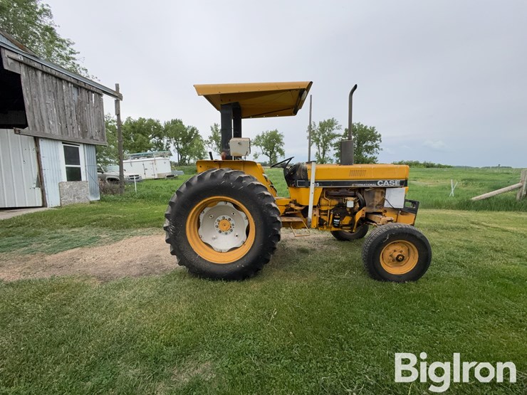 1989-case-ih-585-image-4