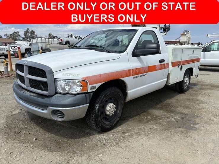 2005-dodge-ram-2500-image-1