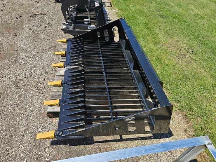 #325-•-2025-wolverine-68"-skid-steer-rock-bucket-image-2