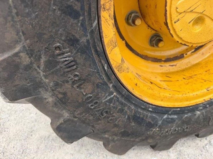 2018-deere-310sl-image-49