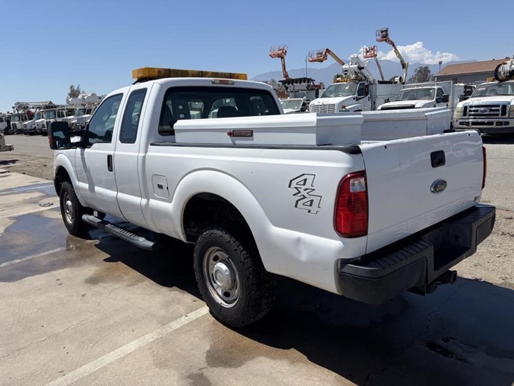 2011-ford-f250-image-4