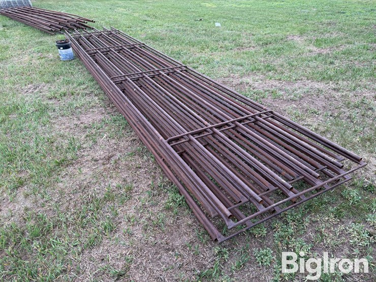 24'-continuous-6-bar-fencing-image-7