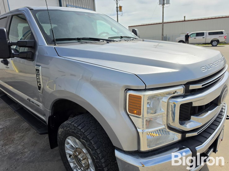 2021-ford-f250-xlt-image-19