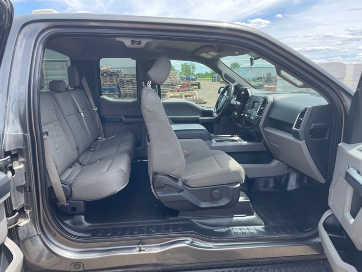 2015-ford-f150-xlt-image-23