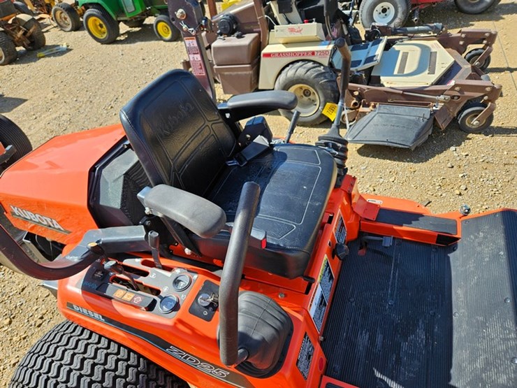 kubota-zd25-image-24