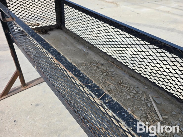 expanded-metal-storage-rack-image-11