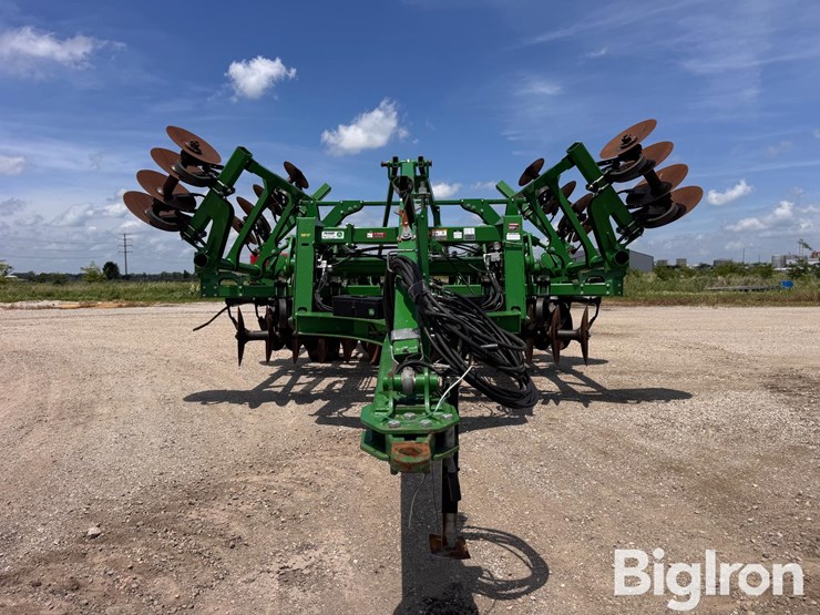 2018-john-deere-2730-image-2