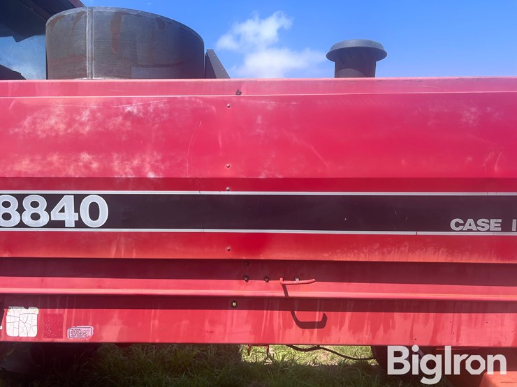 1989-case-ih-8840-image-11