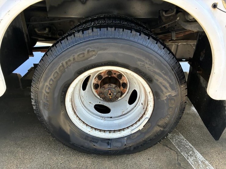 2004-ford-f350-image-5