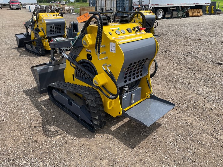 #2825-•-2026-landhero-mini-skid-steer-loader-image-6