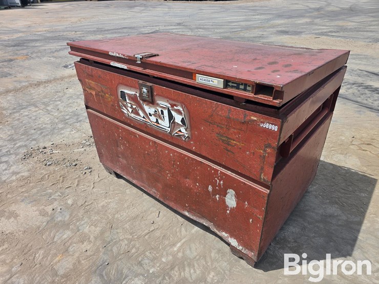 steel-job-box-w/form-hardware-image-1