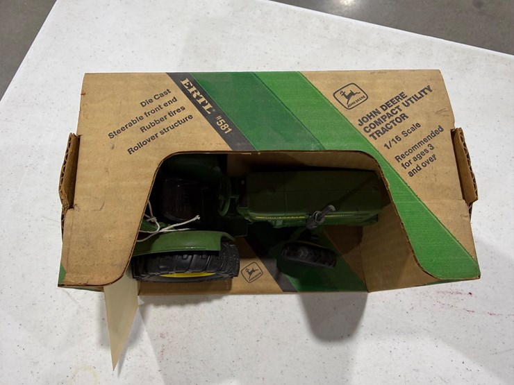 #47269-•-john-deere-utility-tractor-vintage-toy-image-7