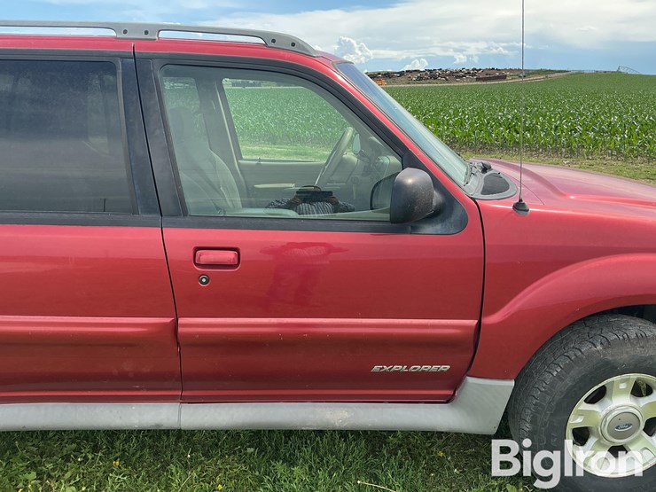 2002-ford-explorer-sport-trac-image-18