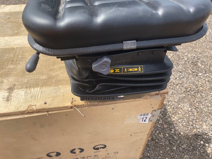 #2778-•-cnh-equipment-seat-image-5