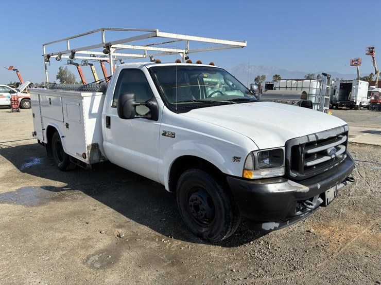 2004-ford-f350-image-2