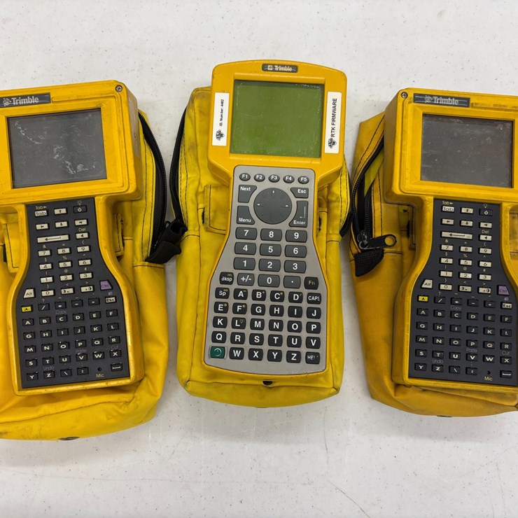 #3509 • Lot of (3) Trimble Data Collectors | Located in St. Rose, LA