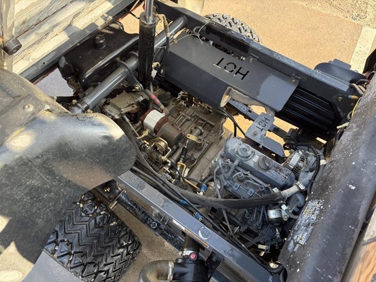 kubota-rtv900-image-7