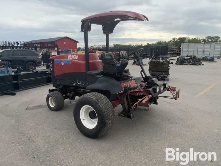 massey-ferguson-730-image-3