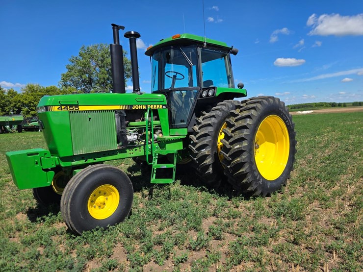john-deere-4455-image-3