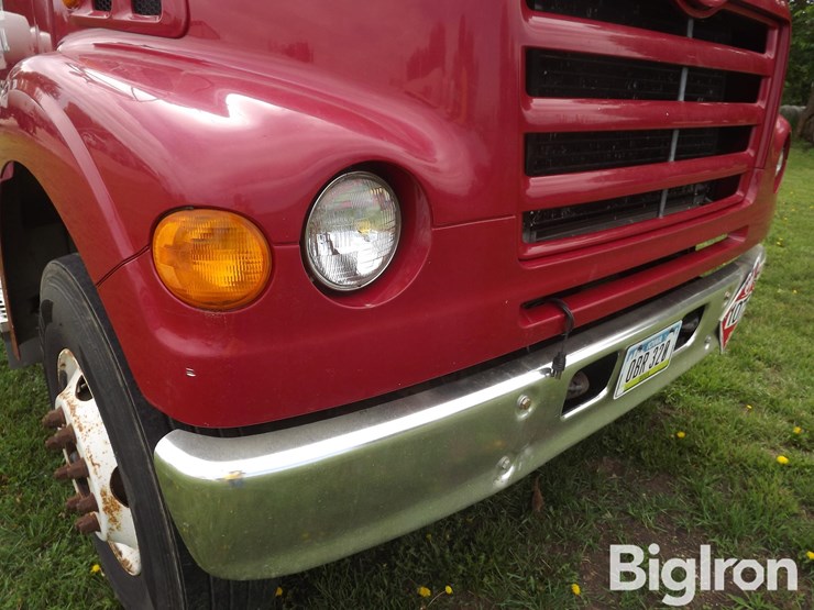 1999-sterling-l7501-image-12