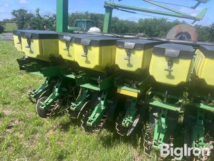 john-deere-1780-image-15