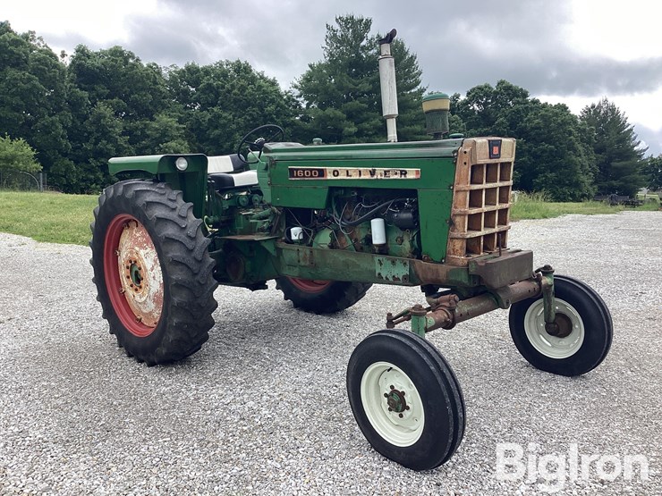 1963-oliver-1600-image-3