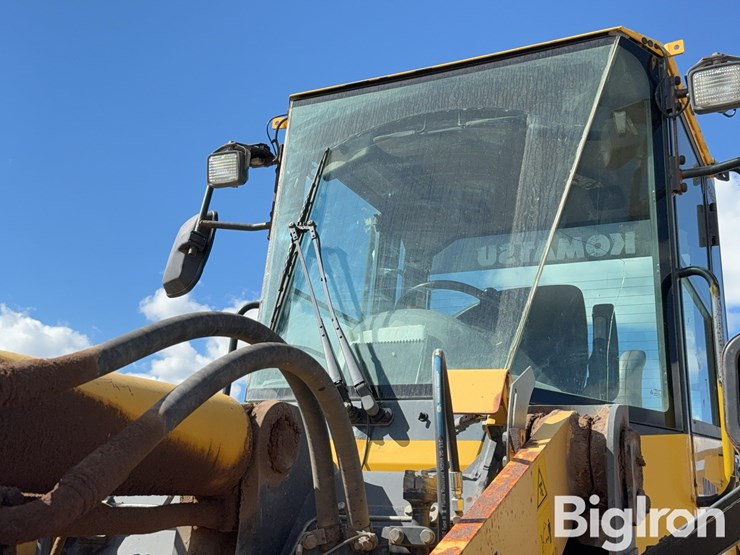 2005-komatsu-wa250-5l-image-15