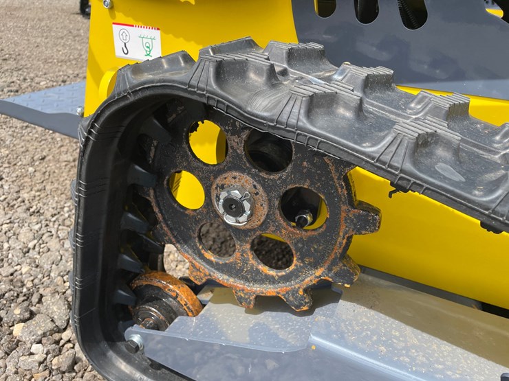 #2824-•-2026-landhero-mini-skid-steer-loader-image-13