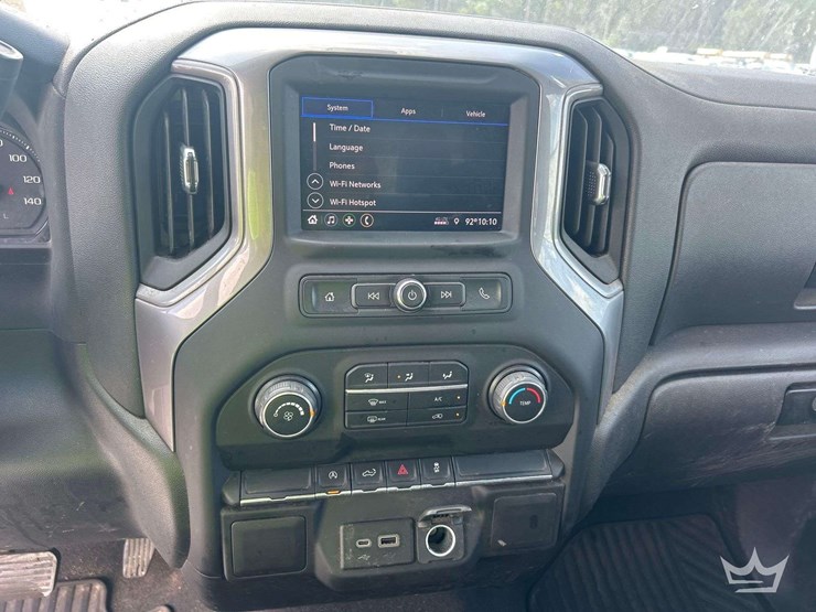2022-chevrolet-silverado-1500-image-16