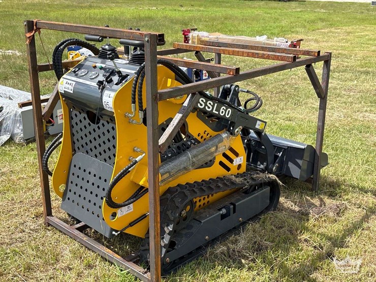 2026-stand-on-track-loader-mini-skid-steer-image-3