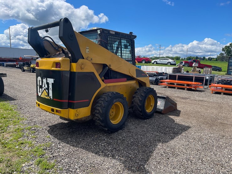 2003-caterpillar-262-image-5