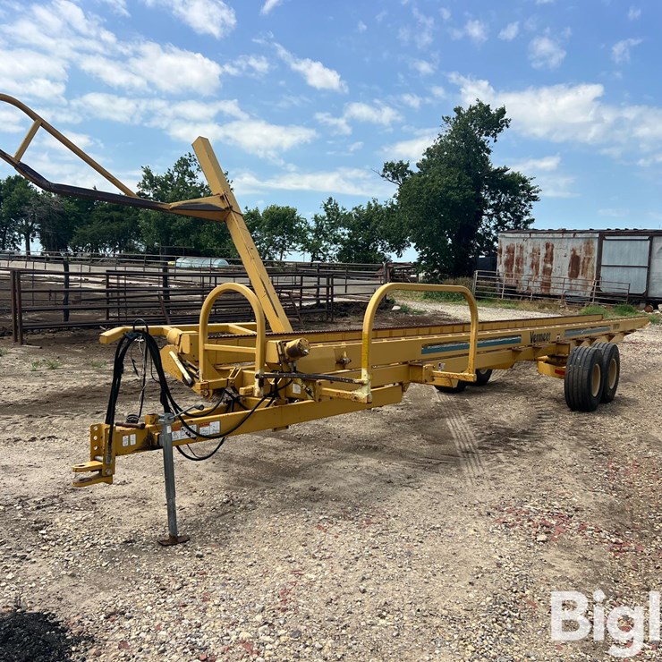 2003 VERMEER BM700