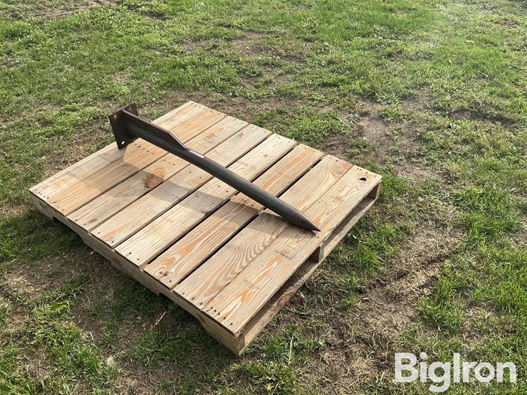 homemade-bale-spear-image-7