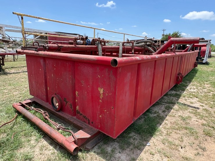 38’-x-11’-x-5’-2-compartment-open-top-mud-tank-image-4