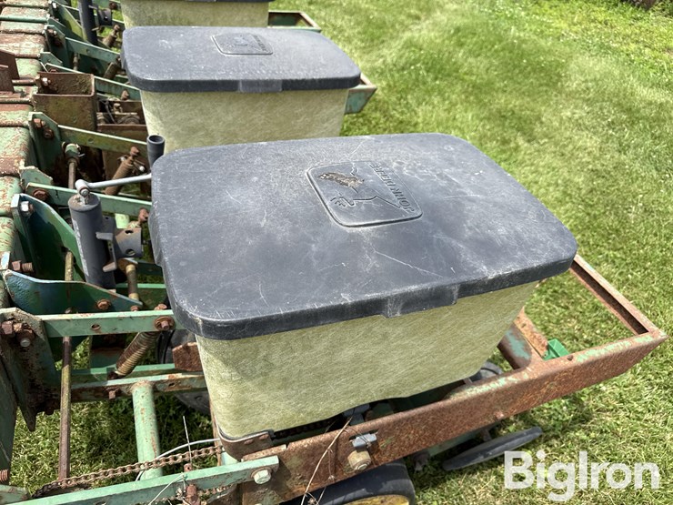 john-deere-7000-image-13