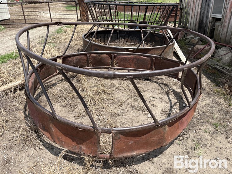 round-bale-feeder-image-1