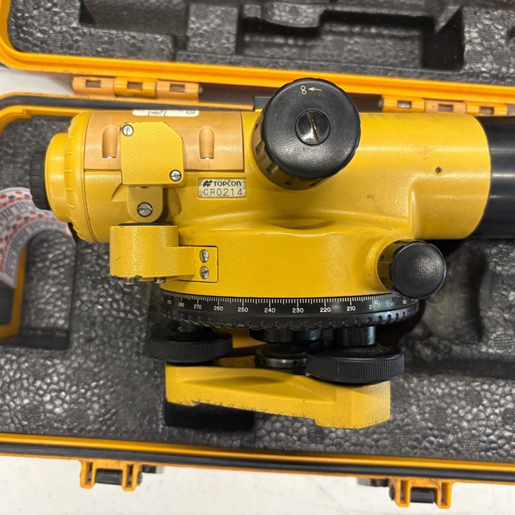 #3504 • TOPCON AT-G2 AUTO LEVEL | Located in St. Rose, LA