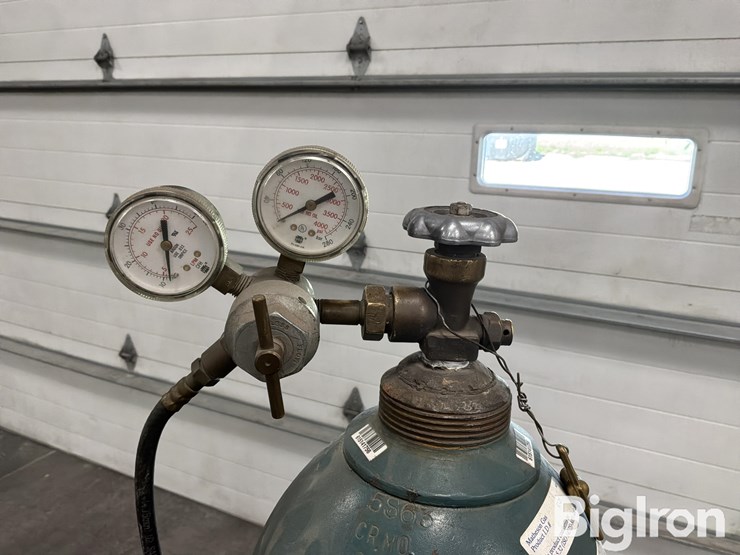 miller-millermatic-251-wire-welder-image-12