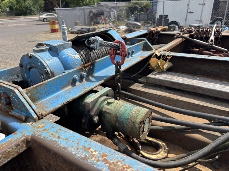 2000-trail-eze-dht7048-t/a-hydraulic-tail-trailer-image-17
