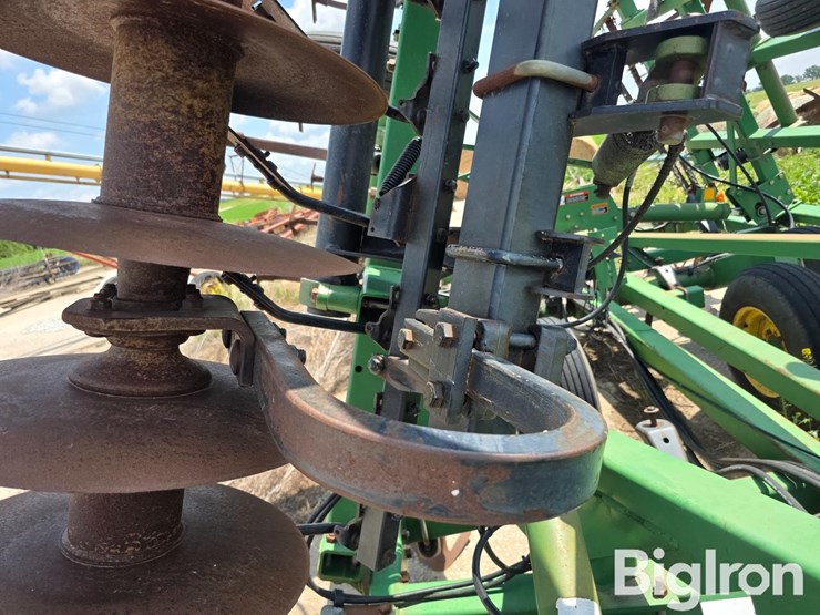 john-deere-726-image-13