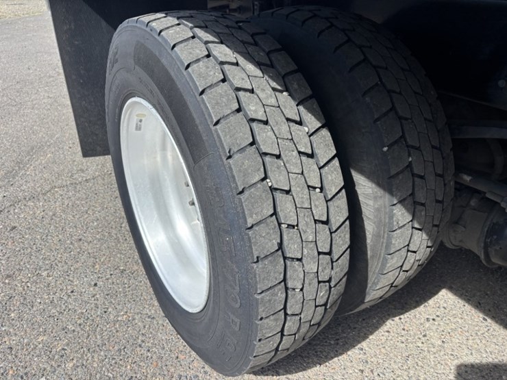 2016-ford-f650-sd-image-11