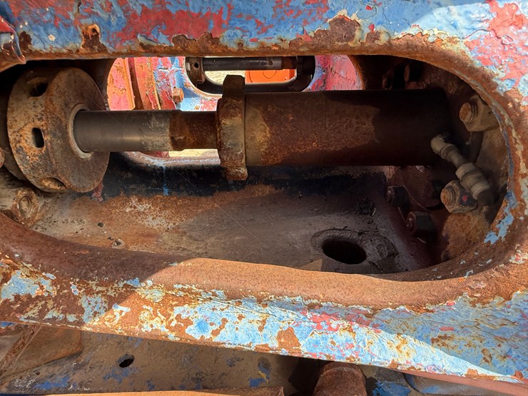 caterpillar-d353-image-6