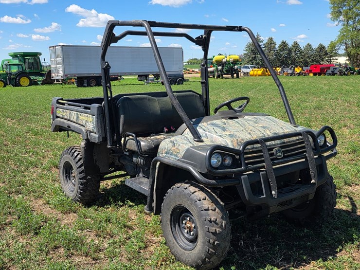 john-deere-gator-image-8