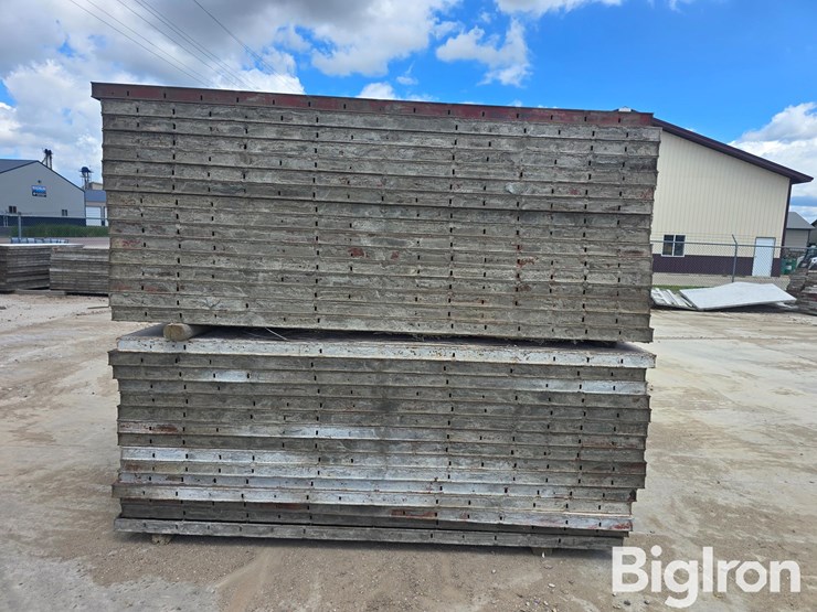 8'-concrete-wall-forms-image-2