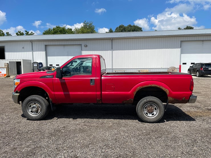 2012-ford-f350-xl-image-8
